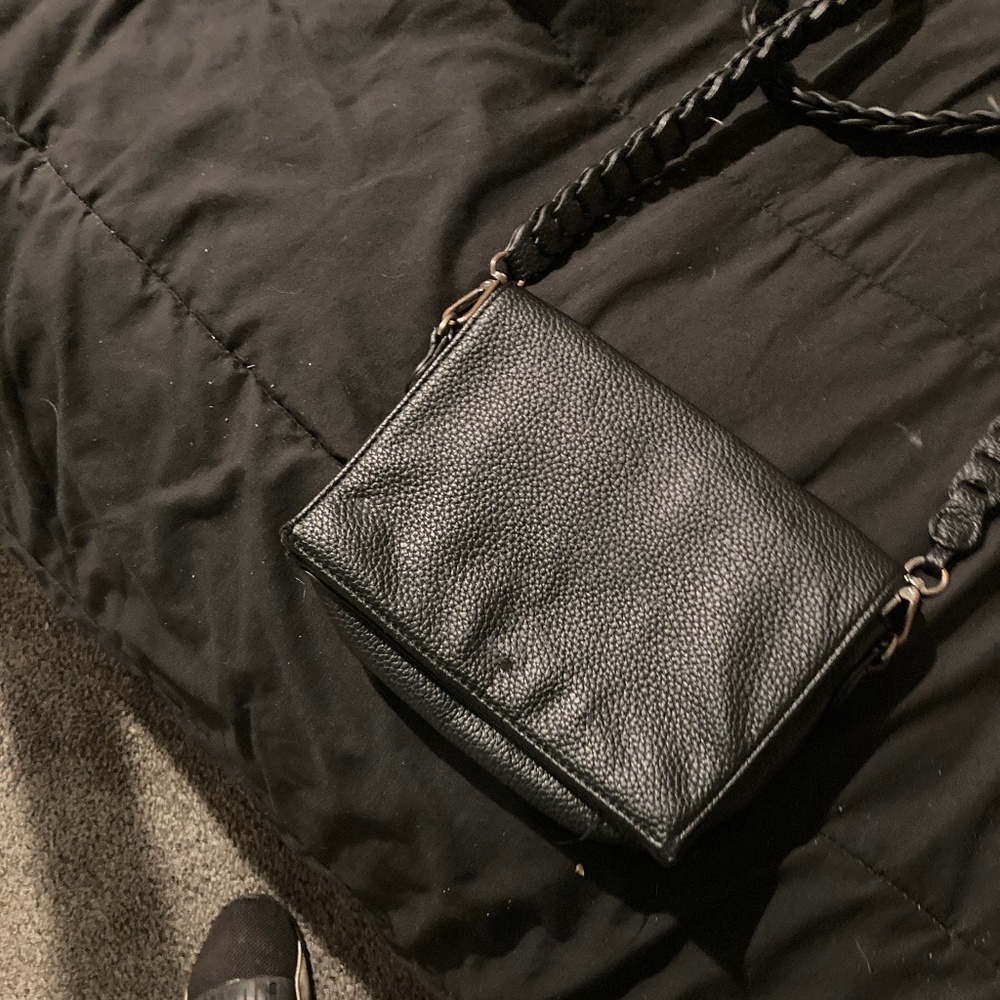 Shoulder bag